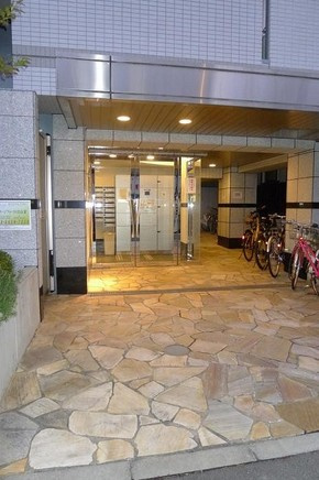【エントランス】