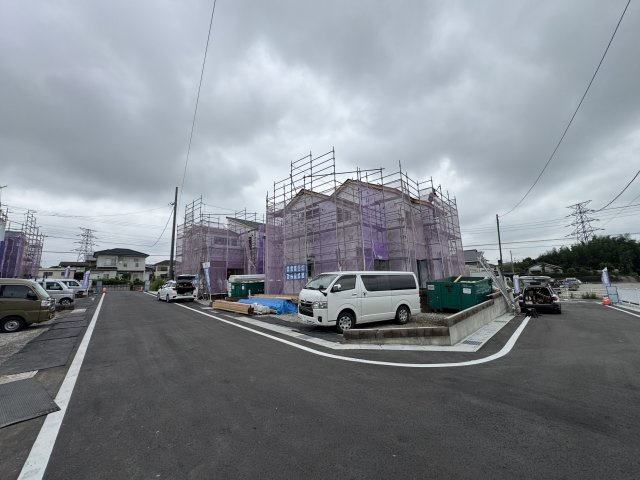 新築　前橋市富士見町時沢第５　5号棟の前面道路含む現地写真|現地写真　南側接道幅員約6ｍ
