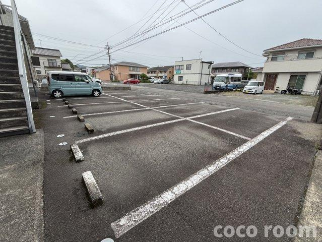 ティファニーＭ２　Aの駐車場
