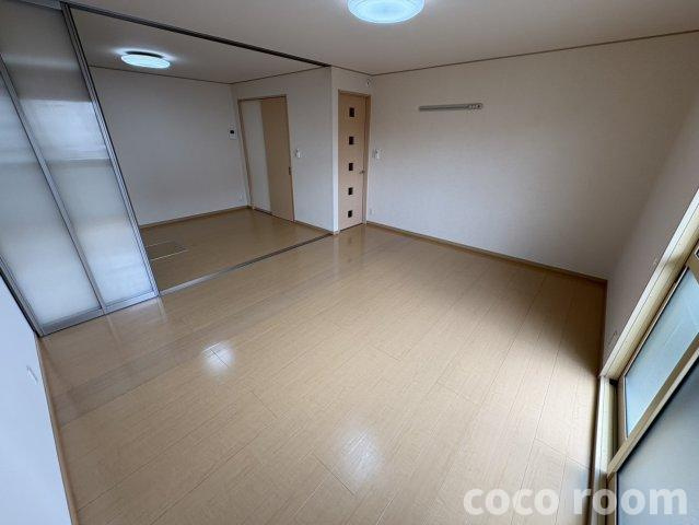 グレイスフルＹの居間・リビング