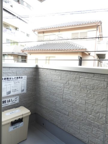 ルミナス　カニヤのバルコニー|広々としたバルコニーです