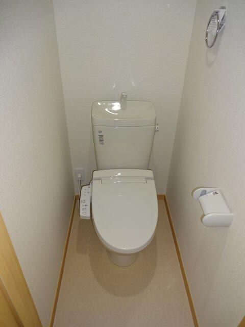 エルム生麦　Ｂ棟のトイレ