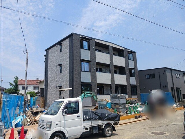 【外観】 | ヒカルサ明石土山 | 外観は落ち着いています