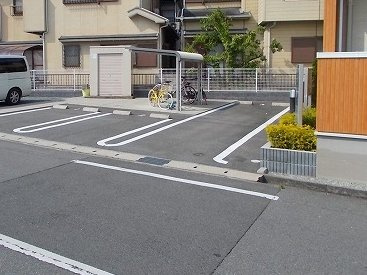【駐車場】 | イリーデＡ | 駐車場完備です