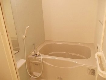 【浴室】 | イリーデＡ | 落ち着いた空間のお風呂です
