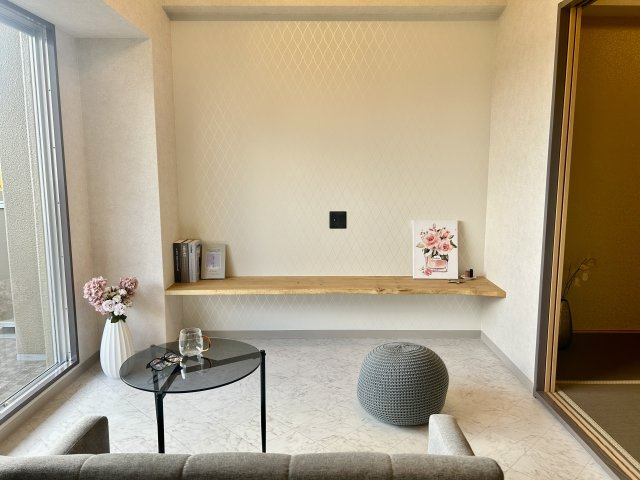 メゾンドール瀬田・公園都市Ⅰ番館4階　天然木フルリノベーションの居間・リビング