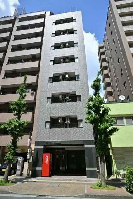 スカイコート池袋東口の外観