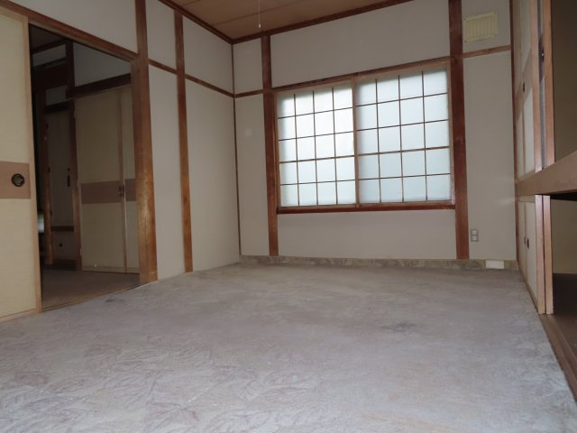 北見市緑ヶ丘２丁目９番２０号　中古売家外１筆の和室|【リフォーム前】