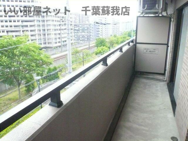 パークハイツのバルコニー|開放的で明るい空間を演出してくれるバルコニーです