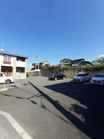 駐車場に車を止められます