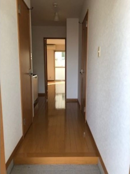 オンワードの玄関