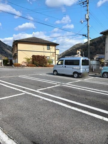 ライトホームズの駐車場|カースペースがあります