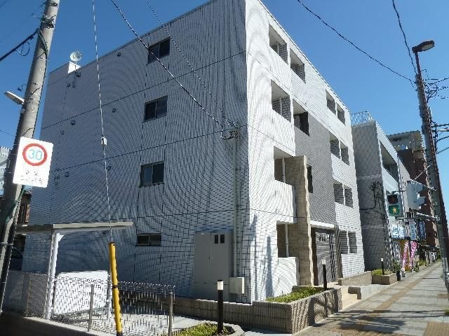フィオーレ静