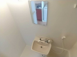 内装は落ち着いています