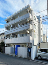 落ち着いた雰囲気の外観です