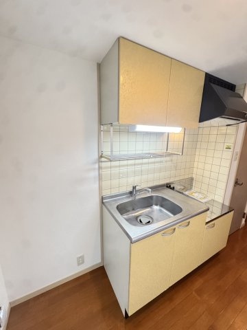 福岡市南区井尻３丁目の賃貸マンションのキッチン|【スーパー】マックスバリュエクスプレス井尻駅前店まで447ｍ