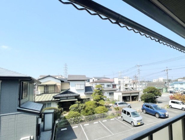 横浜市都筑区川向町のアパートの展望