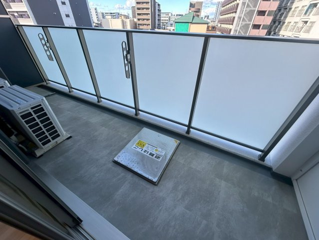 カーサレグラス福島野田のバルコニー