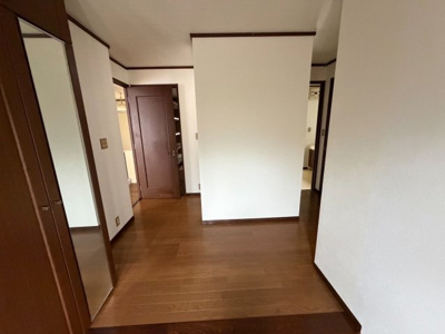 【玄関】 | 郡山市緑ケ丘東　庭付き4LDK