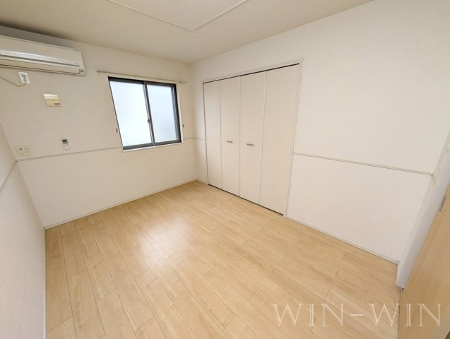 ロイヤル ウエスト Aの寝室|イメージ（同施工会社同一モデルの写真です）