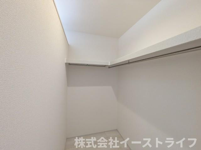 【新築戸建】　いわき市平沼ノ内第7　長期優良住宅　全1棟の収納|寝室にはウォークインクローゼットが完備されています。洋服だけでなく小物類も収納でき、大変便利です！