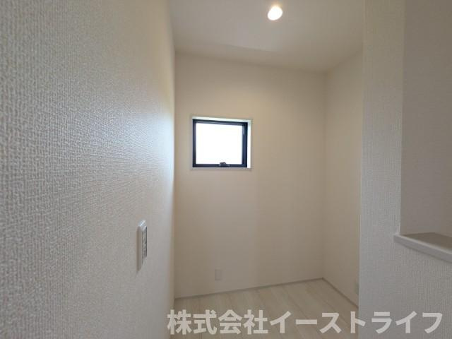 【新築戸建】　いわき市平沼ノ内第7　長期優良住宅　全1棟の収納|2階ホールの先には使い方自由自在のストレージルームがついています