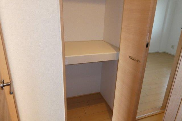 パラーシオの収納|廊下収納