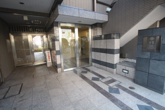 【エントランス】