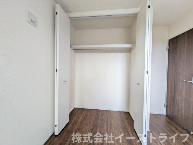 【新築戸建】　いわき市久之浜町第4　長期優良住宅の収納|2号棟写真　収納スペースが豊富です。全居室に収納が付いており、すっきり片づけることができ部屋を広く使うことができます。