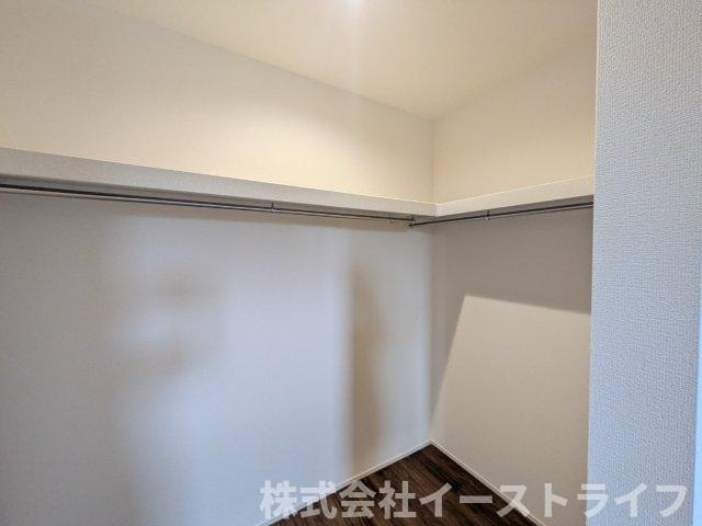 【新築戸建】　いわき市久之浜町第4　長期優良住宅の収納|2号棟写真　ウォークインクローゼット完備