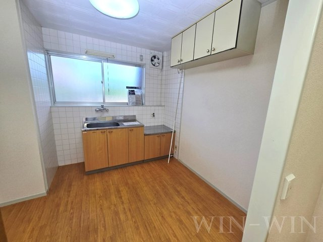 コーポラス管石のキッチン|イメージ（同建物内別部屋の写真です）