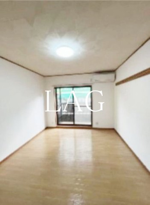 【居間・リビング】 | コンフォート・登戸 | 洋室のお部屋です。