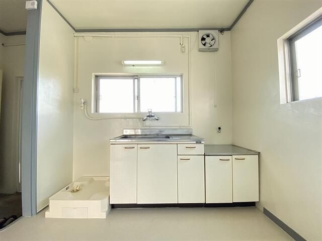 横浜市保土ケ谷区宮田町１丁目の賃貸マンションのキッチン