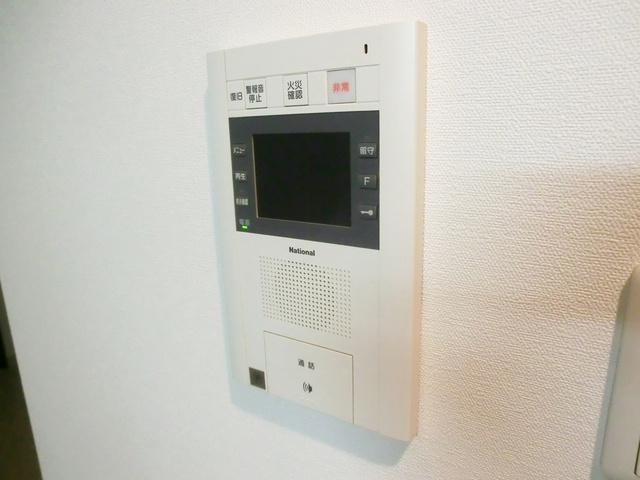 ＣＯＺＹＣＯＵＲＴのセキュリティ|安心オートロックでＴＶドアホン！！