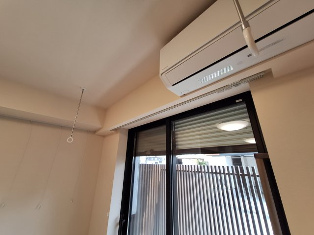 （シニア限定）春夏秋冬の設備|防犯シャッター/室内物干しフック