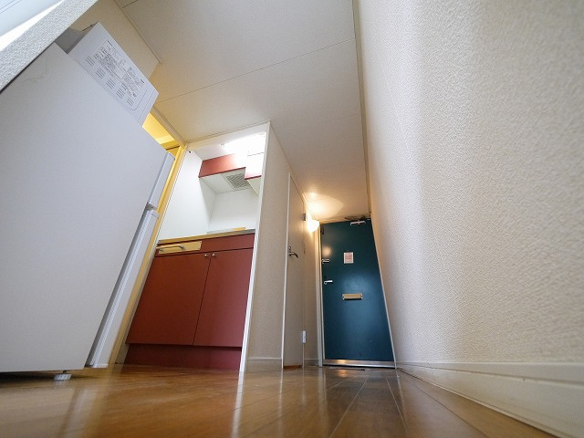 レオパレス茶園場の玄関|シンプルで使いやすい玄関です