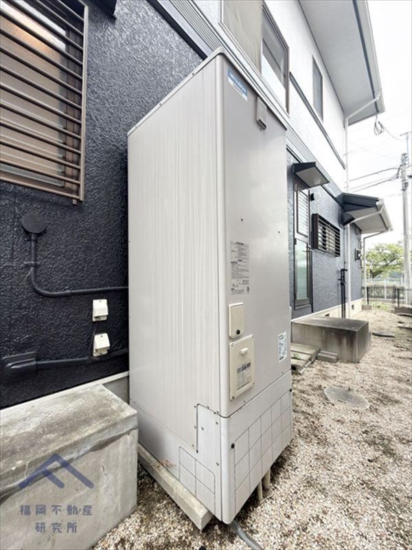 糟屋郡宇美町四王寺坂３丁目　戸建ての発電・温水設備|電気温水器は2010年製となります