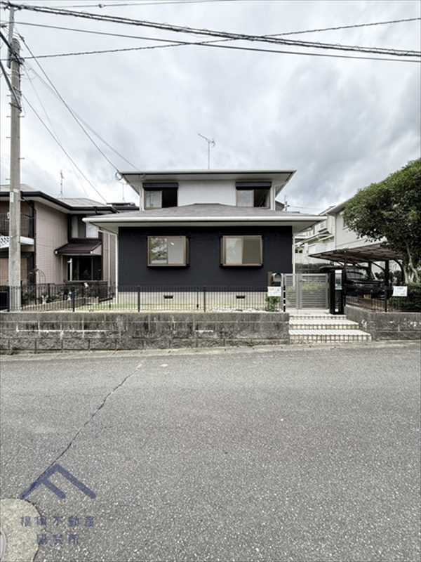 糟屋郡宇美町四王寺坂３丁目　戸建ての前面道路含む現地写真