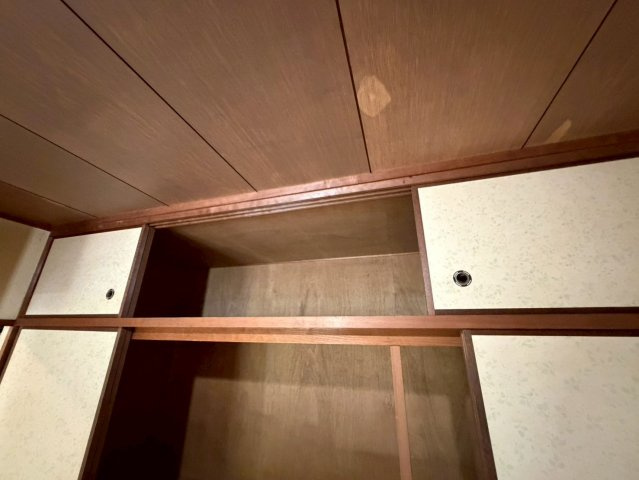 荒神山マンションの収納
