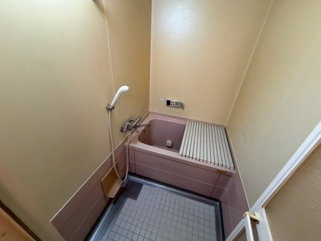 荒神山マンションの浴室