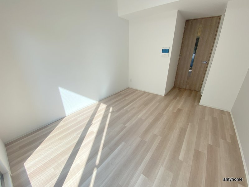 アーバンリンク森小路駅前　仲介手数料無料の洋室