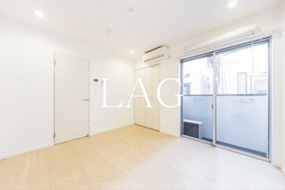 【居間・リビング】 | Fleur | 洋室のお部屋です。