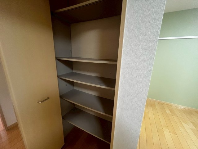 シャーメゾンＩ・Ｔの収納