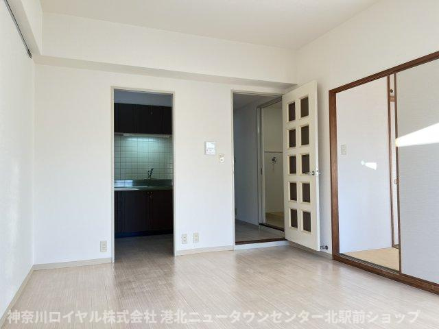 【居間・リビング】