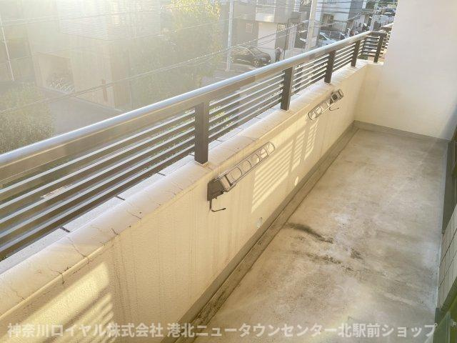 【バルコニー】