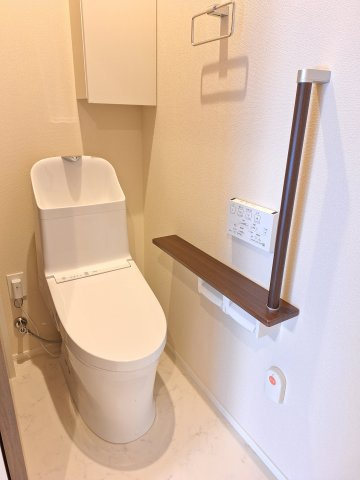 （シニア限定）春夏秋冬のトイレ|緊急通報システム付き