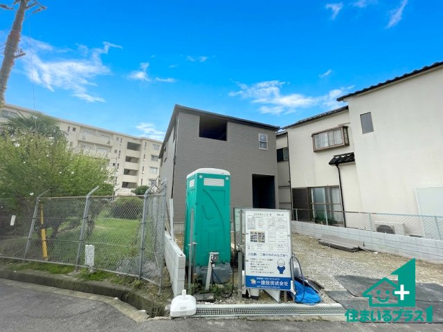 ■枚方市高田　新築一戸建ての外観|現在建築中！落ち着いた街並みで新生活を始めることが出来そう！周辺の物件も併せてご紹介させて頂きます！