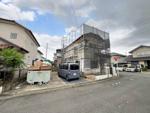 【前面道路含む現地写真】 | 前橋市東善町　中古住宅