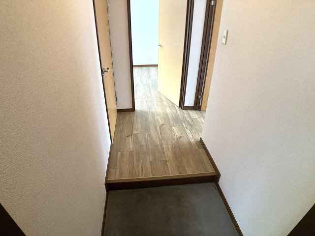 ガーデン北六甲の玄関|玄関から綺麗