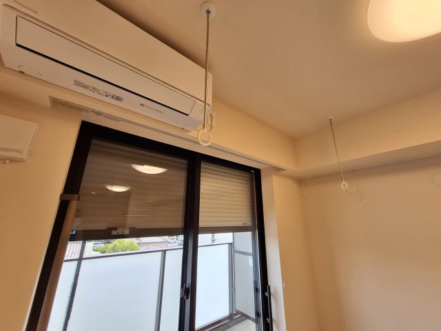 （シニア限定）春夏秋冬の設備|防犯シャッター/室内物干しフック